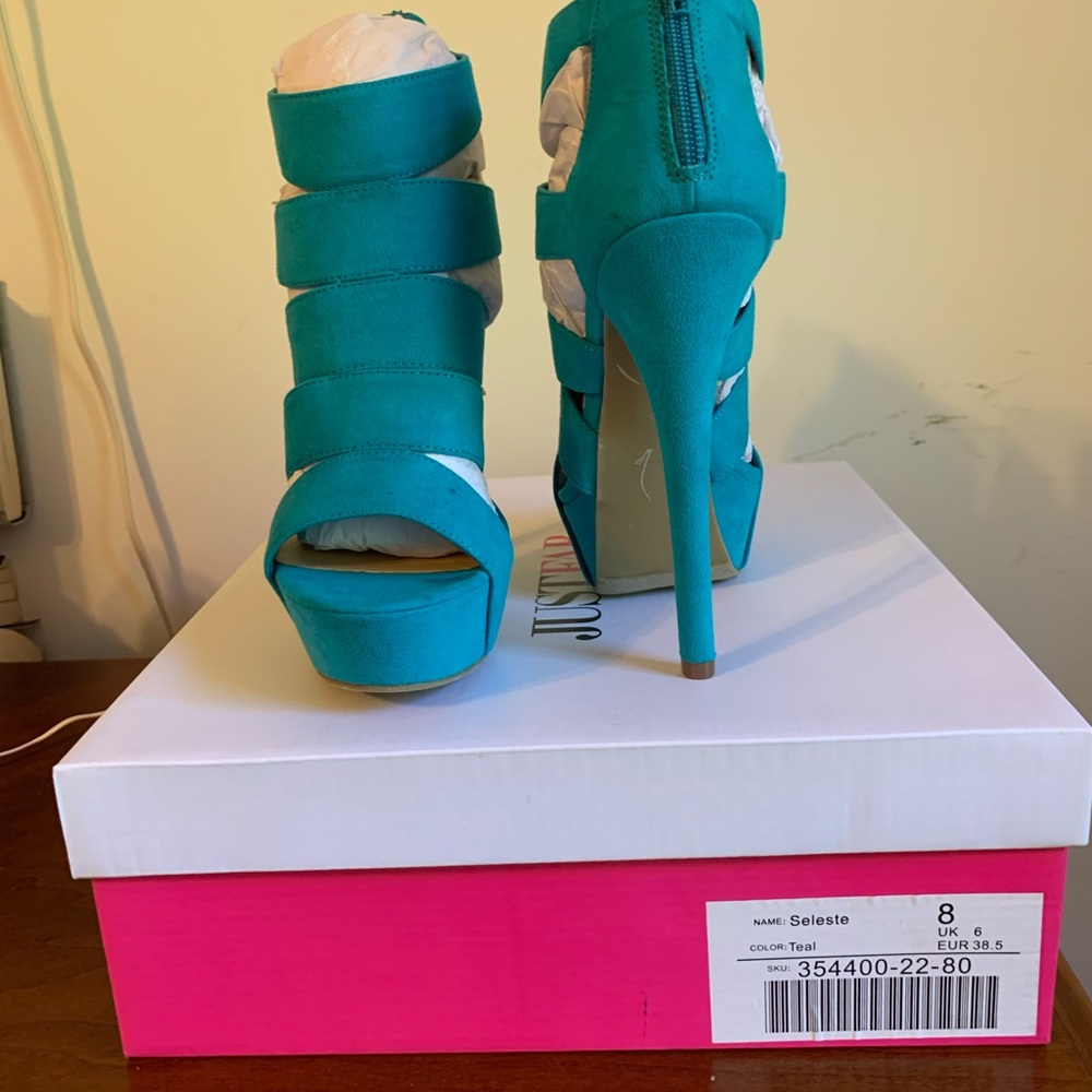 Seleste heels